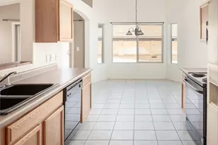 8248 W Lapis Moon Ln, Tucson, AZ 85743 - Photo 5