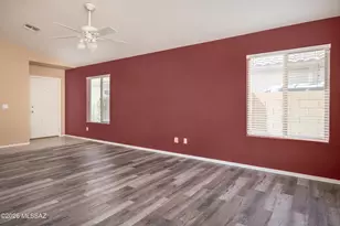 8248 W Lapis Moon Ln, Tucson, AZ 85743 - Photo 7