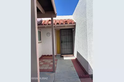 26 W Calle Del Chancero, Green Valley, AZ 85614 - Photo 3
