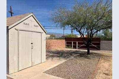 8355 E Cooper Place, Tucson, AZ 85710 - Photo 35