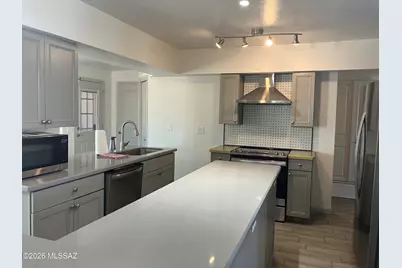 8355 E Cooper Place, Tucson, AZ 85710 - Photo 3