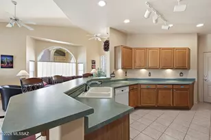 13401 N Rancho Vistoso Blvd, Oro Valley, AZ 85755 - Photo 11