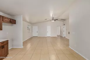 2018 E Cochise Vista, Tucson, AZ 85713 - Photo 7