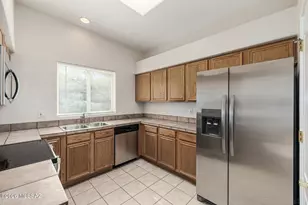 4143 W Coles Wash Ln, Tucson, AZ 85745 - Photo 3