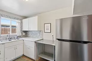 1337 W El Rio Dr, Tucson, AZ 85745 - Photo 29