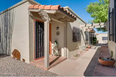 148 W Calle Del Ano, Green Valley, AZ 85614 - Photo 1