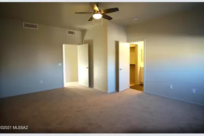 932 E Lustrum Lane, Tucson, AZ 85719 - Photo 9