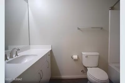 932 E Lustrum Lane, Tucson, AZ 85719 - Photo 17