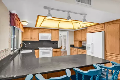 10760 E Placita Los Reyes, Tucson, AZ 85748 - Photo 13