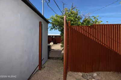1909 E 8th Street, Tucson, AZ 85719 - Photo 29