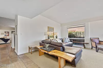 137 S Shadow Creek Place, Tucson, AZ 85748 - Photo 9