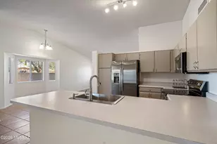 9845 E Banbridge St, Tucson, AZ 85747 - Photo 19