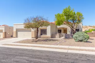 11701 N Pyramid Point Dr, Oro Valley, AZ 85737 - Photo 7