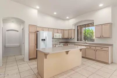 11701 N Pyramid Point Drive, Oro Valley, AZ 85737 - Photo 15