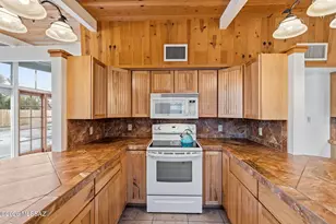 8715 E Lancaster Rd, Tucson, AZ 85715 - Photo 19