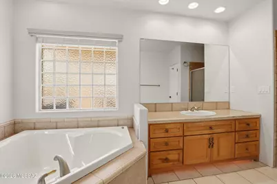 1911 N El Moraga Drive, Tucson, AZ 85745 - Photo 11