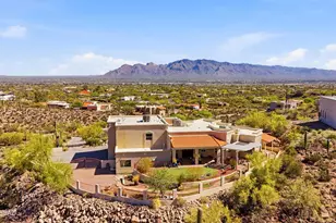 1911 N El Moraga Dr, Tucson, AZ 85745 - Photo 1