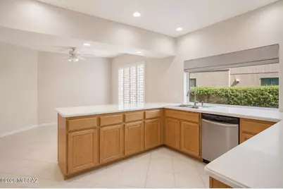64261 E Chippewa Court, Tucson, AZ 85739 - Photo 9