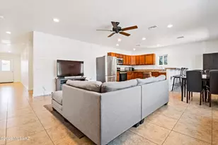 2526 E Sylvia St, Tucson, AZ 85716 - Photo 5