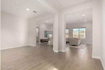 2751 W Plateau Ridge Drive, Oro Valley, AZ 85742 - Photo 9
