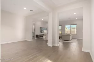 2751 W Plateau Rdg Dr, Oro Valley, AZ 85742 - Photo 9