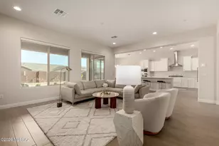 2751 W Plateau Rdg Dr, Oro Valley, AZ 85742 - Photo 15