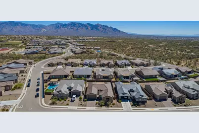 2751 W Plateau Ridge Drive, Oro Valley, AZ 85742 - Photo 47