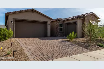 2751 W Plateau Ridge Drive, Oro Valley, AZ 85742 - Photo 1