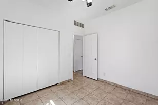 1998 W Bellagio Dr, Tucson, AZ 85746 - Photo 25