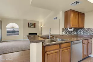 101 S Players Club Dr, Tucson, AZ 85745 - Photo 7