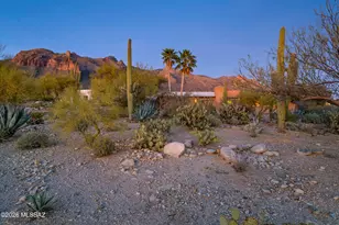 7112 N Chimney Rock Pl, Tucson, AZ 85718 - Photo 3