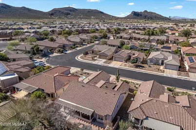 7515 W Suncatcher Drive, Tucson, AZ 85743 - Photo 35