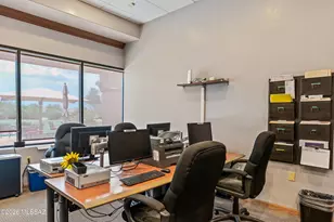 7515 W Suncatcher Dr, Tucson, AZ 85743 - Photo 47