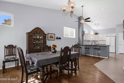 7515 W Suncatcher Drive, Tucson, AZ 85743 - Photo 19