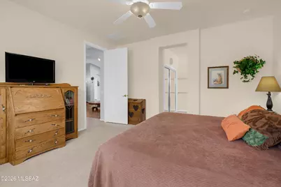 7515 W Suncatcher Drive, Tucson, AZ 85743 - Photo 23