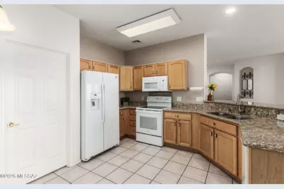 9735 N Wonderock Place, Tucson, AZ 85743 - Photo 17
