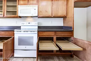 9291 S Winter Wood Rd, Tucson, AZ 85756 - Photo 13