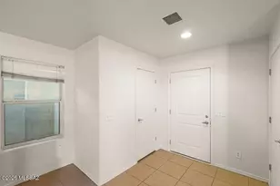 3820 E Sun View Ct, Tucson, AZ 85706 - Photo 17