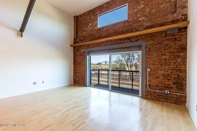 1001 E 17th Street #APT 204, Tucson, AZ 85719 - Photo 1