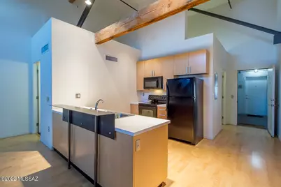 1001 E 17th Street #APT 204, Tucson, AZ 85719 - Photo 3