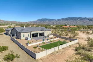 2725 N Megafauna Ct, Tucson, AZ 85749 - Photo 29