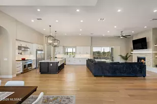 2725 N Megafauna Ct, Tucson, AZ 85749 - Photo 13