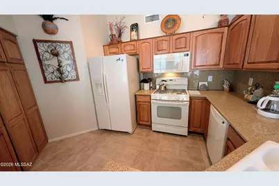 63692 E Vacation Drive, Tucson, AZ 85739 - Photo 7