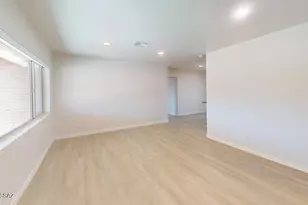 410 S Grinnell Ave, Tucson, AZ 85710 - Photo 11