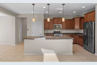 10920 E White Sage Drive, Tucson, AZ 85747 - Photo 9