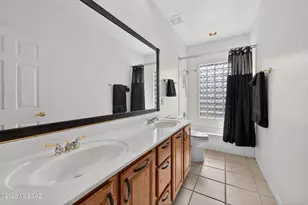 11486 N Civano Pl, Tucson, AZ 85737 - Photo 17