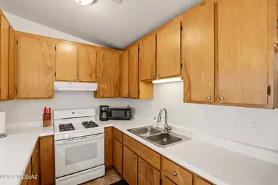 2526 N Balboa Avenue, Tucson, AZ 85705 - Photo 11