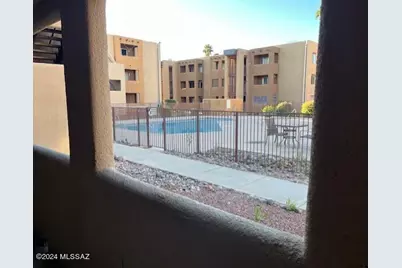 1810 E Blacklidge Drive #403, Tucson, AZ 85719 - Photo 13