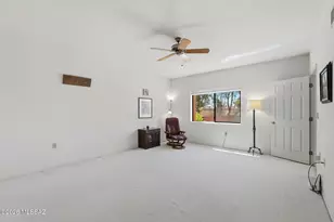 8647 N Little Oak Ln, Tucson, AZ 85704 - Photo 13