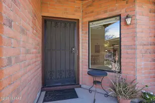 8647 N Little Oak Ln, Tucson, AZ 85704 - Photo 3
